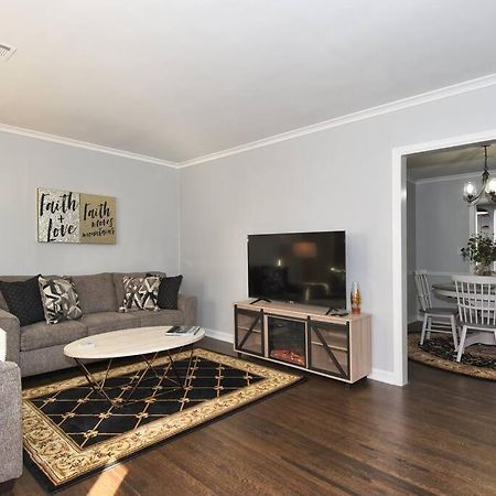 Blue Flamingo'S Charming Home-Heart Of Tulsa2- Cherry St-Expo-11Th المظهر الخارجي الصورة