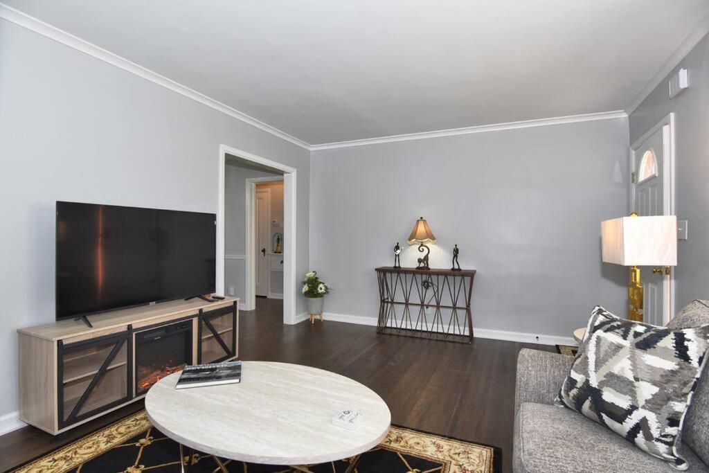 Blue Flamingo'S Charming Home-Heart Of Tulsa2- Cherry St-Expo-11Th المظهر الخارجي الصورة
